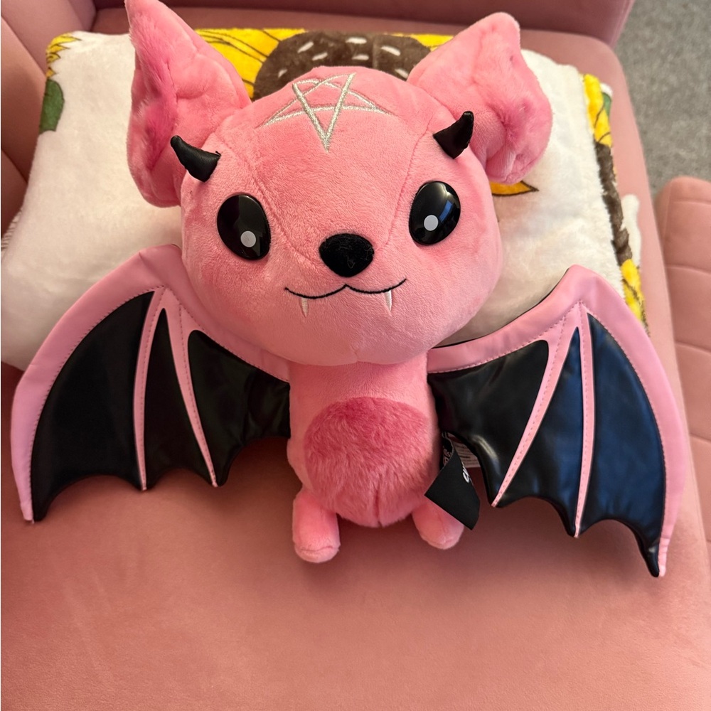 Killstar Bubblegum Pink Bat Kreepture